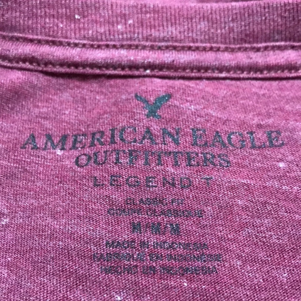 AMERICAN EAGLE OUTFITTERS LEGEND T Mens Burgundy Slate SL T-Shirt (Distressed)—M - Picture 3 of 13